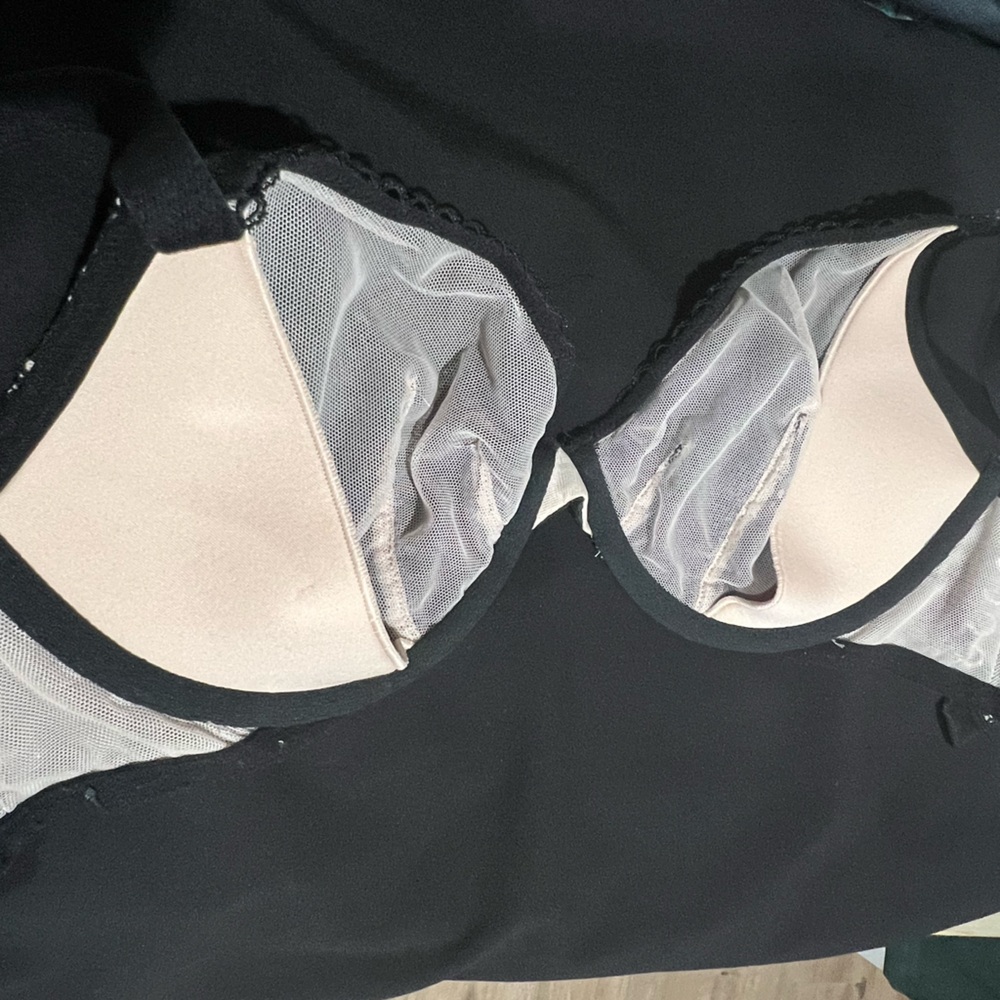 Victoria’s Secret Very Sexy Lace Bra Size 32DD - Picture 8 of 13